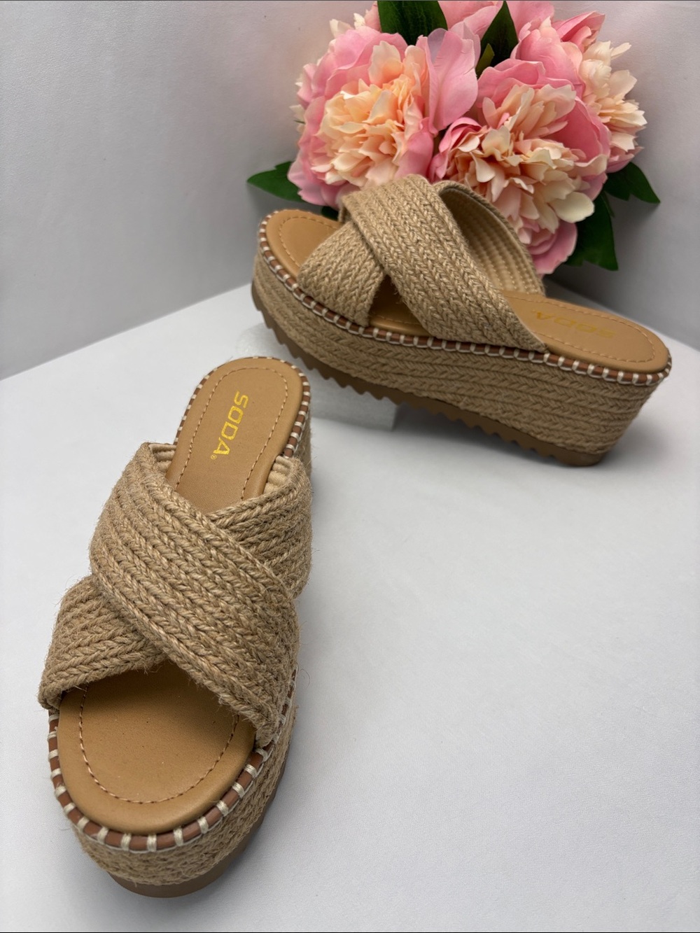 Soda Womens 6.5 Braided Tan Platform Slide Sandals #758